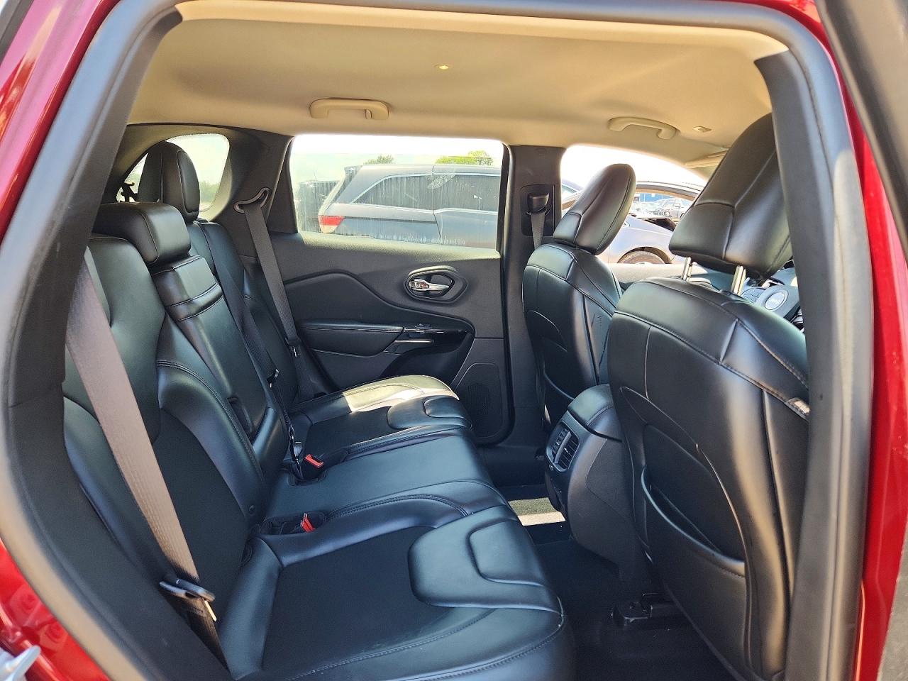 2019 JEEP CHEROKEE LATITUDE PLUS FWD