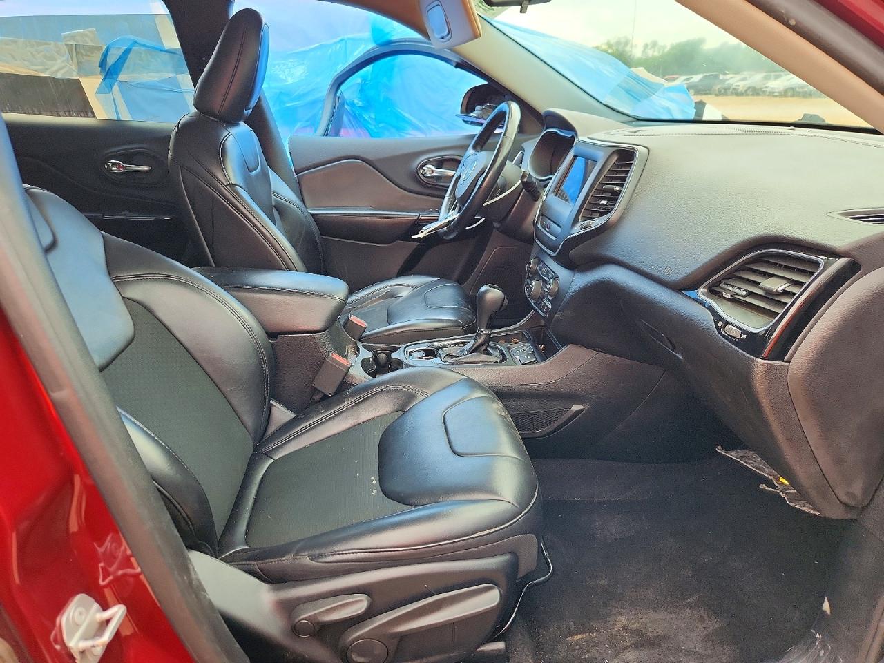 2019 JEEP CHEROKEE LATITUDE PLUS FWD