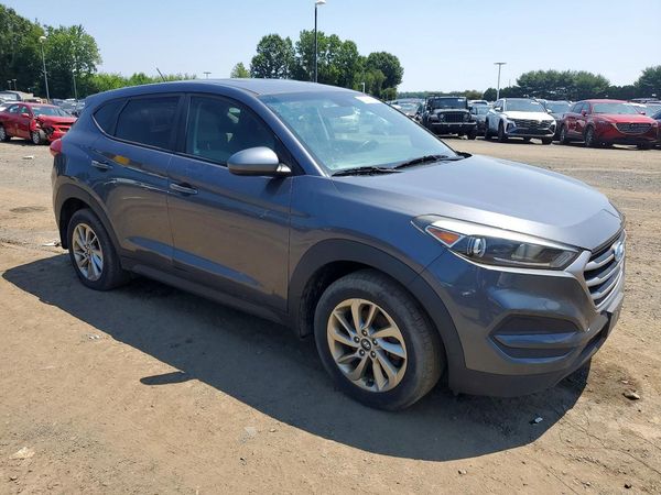 2018 HYUNDAI TUCSON SE Standard