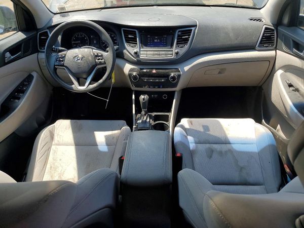 2018 HYUNDAI TUCSON SE Standard