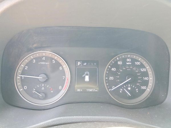 2018 HYUNDAI TUCSON SE Standard