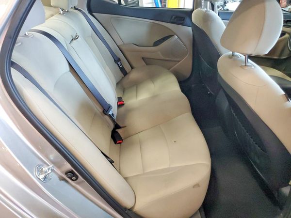 2015 KIA OPTIMA GL - Middle-low