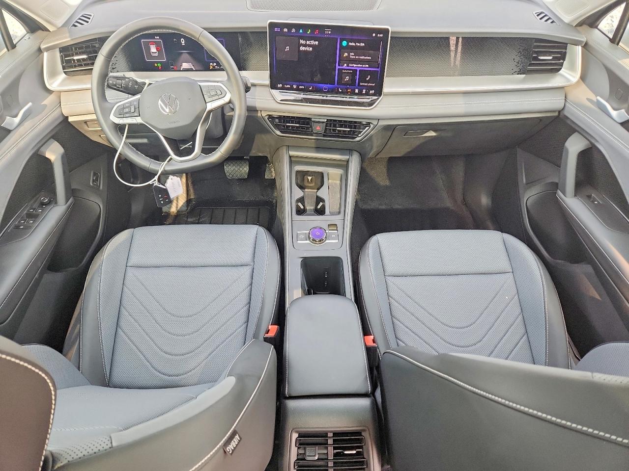 2025 VOLKSWAGEN TIGUAN 4Motion SE