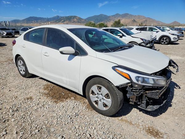2017 KIA FORTE LX Base