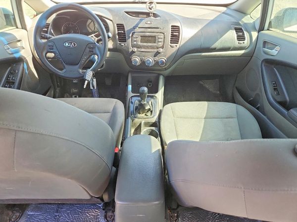2017 KIA FORTE LX Base