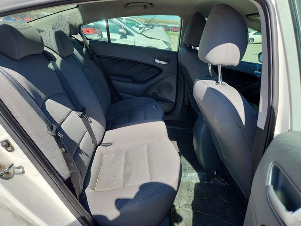 2017 KIA FORTE LX Base