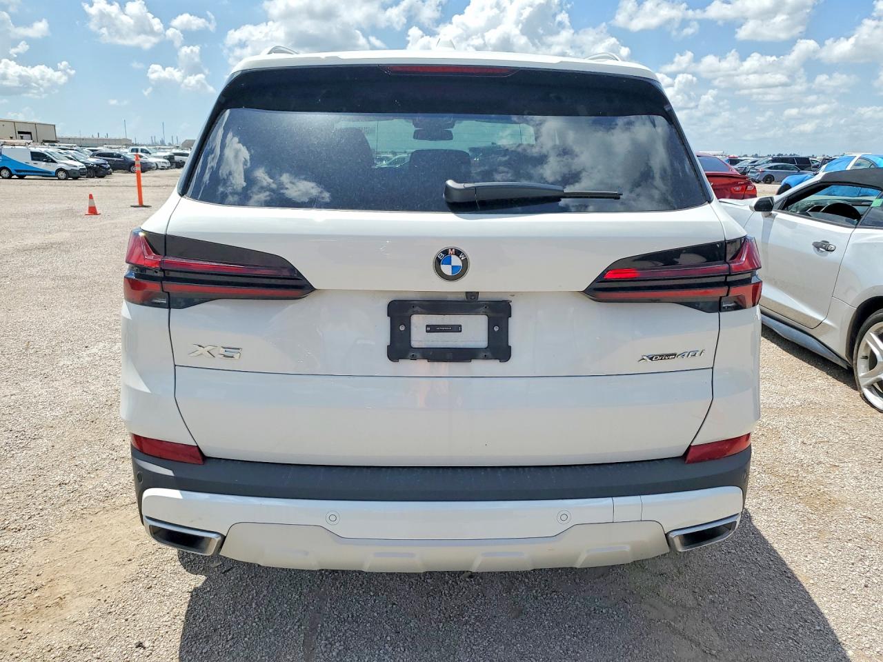 2026 BMW X5 xDrive40