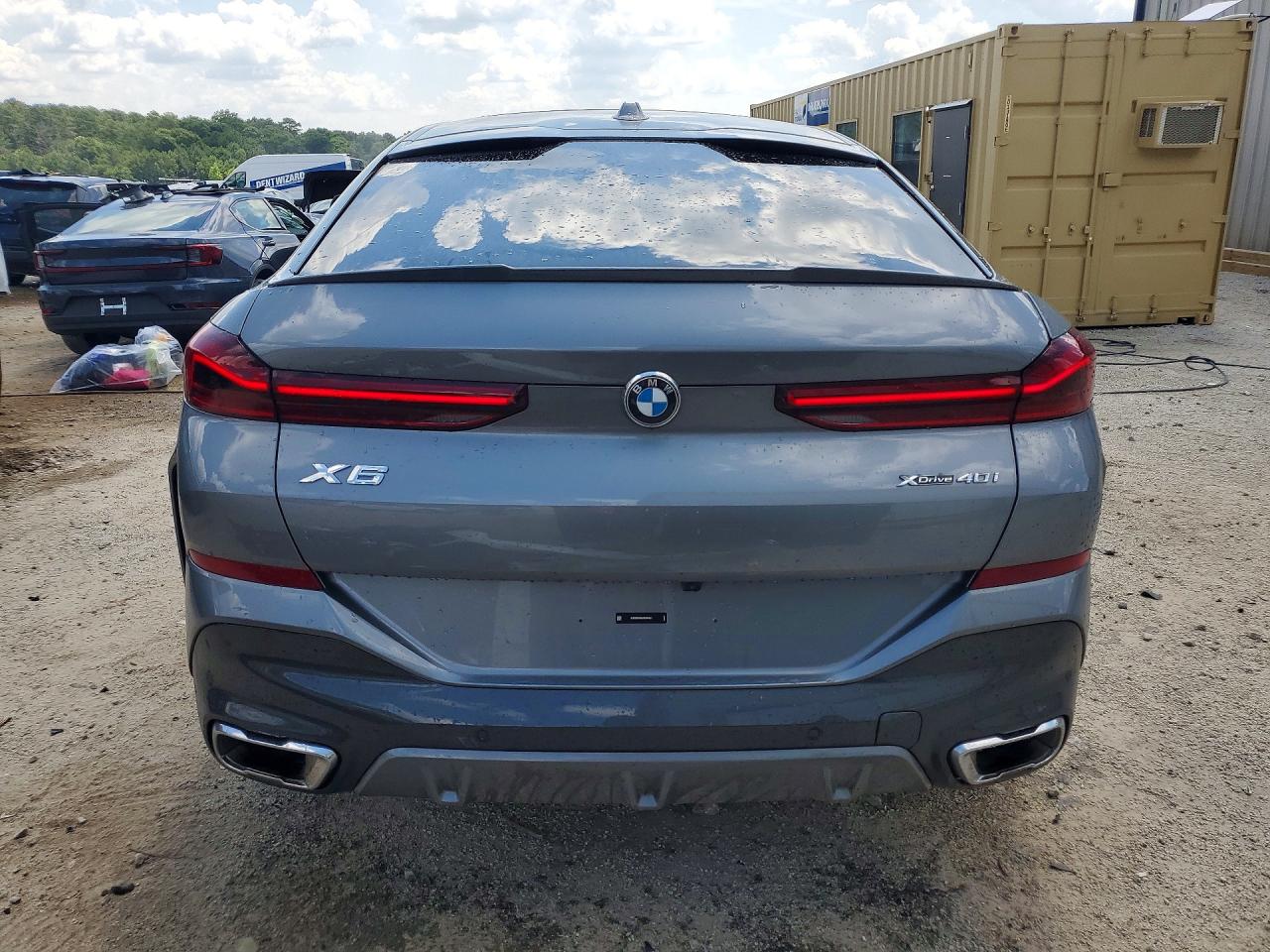 2027 BMW X6 xDrive40i