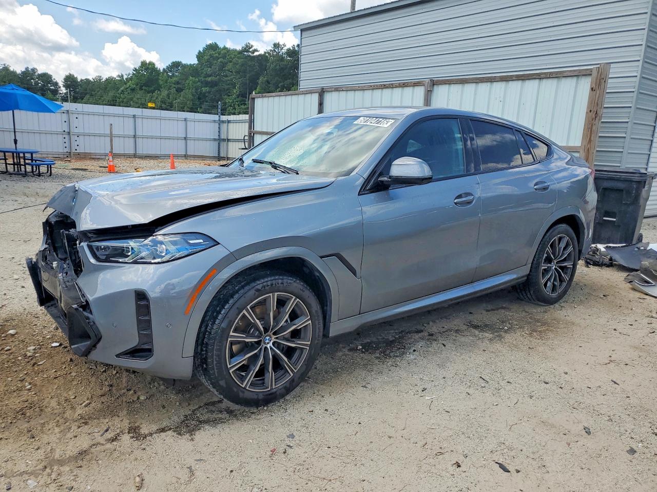 2027 BMW X6 xDrive40i