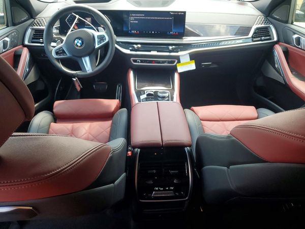 2027 BMW X6 xDrive40i