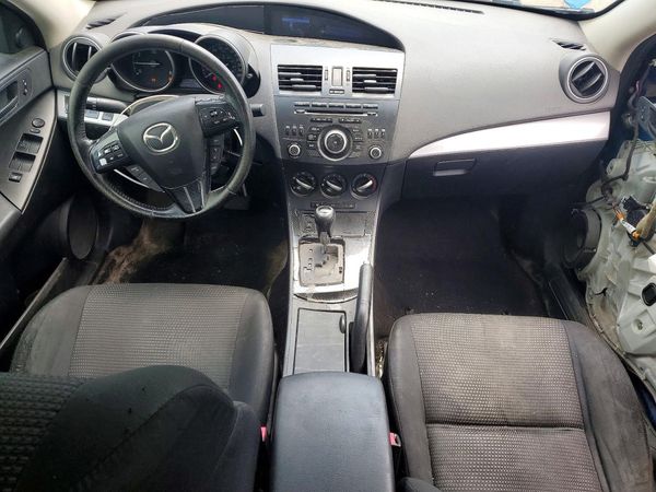 2013 MAZDA 3 Touring/GS