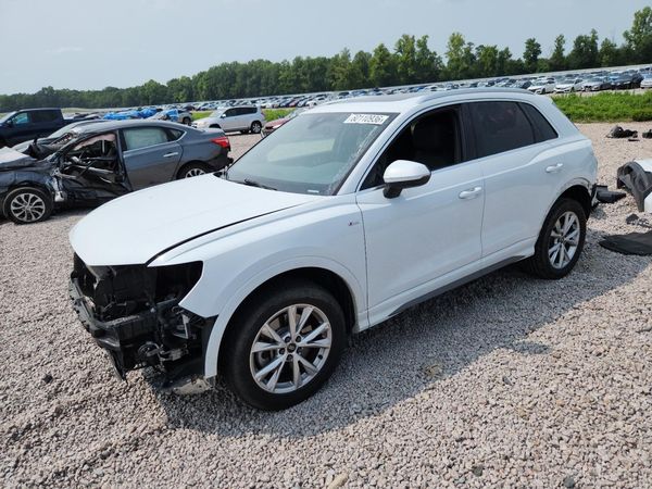 2023 AUDI Q3