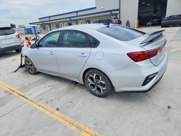 2021 KIA FORTE FE, LXS