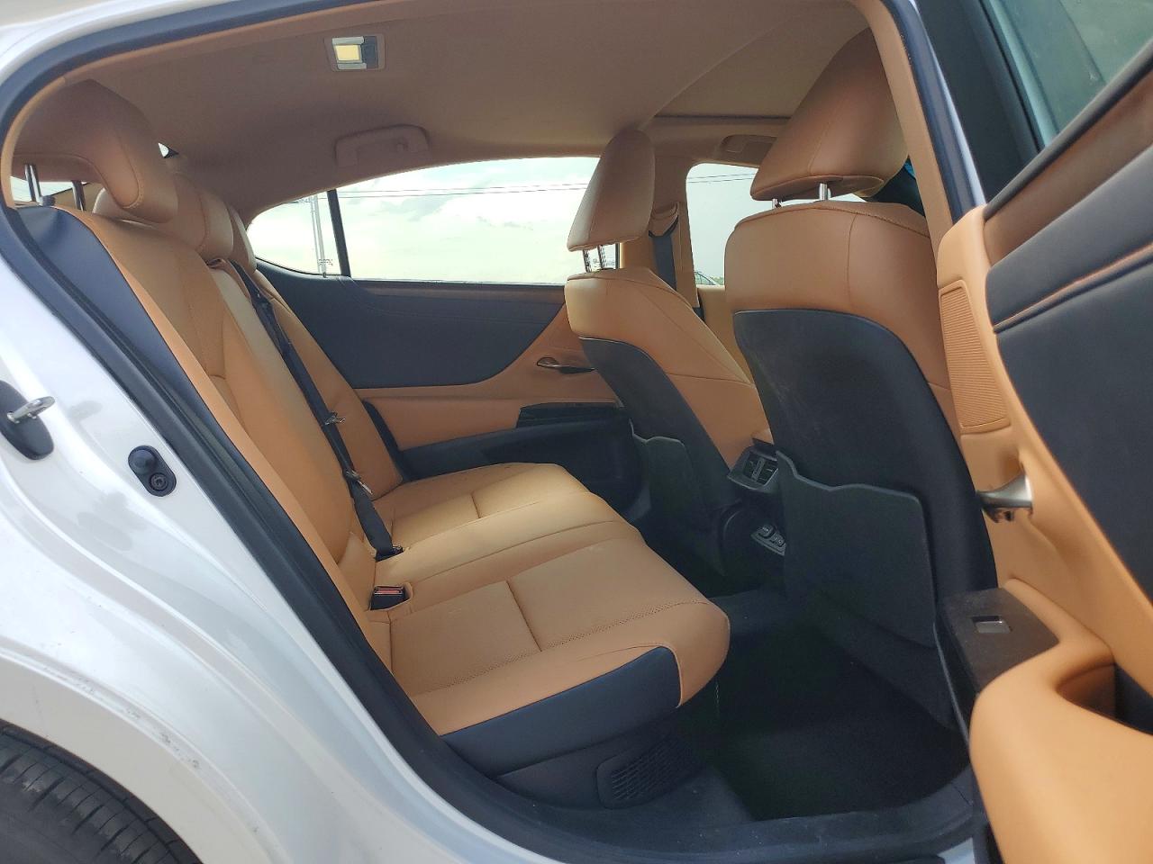 2025 LEXUS ES 300H 300h Premium