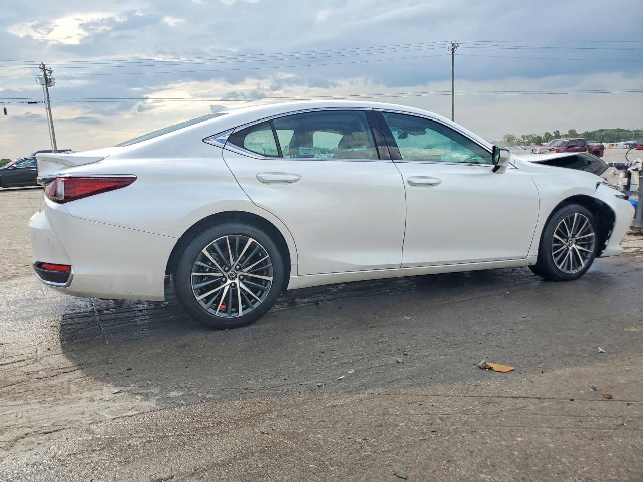 2025 LEXUS ES 300H 300h Premium