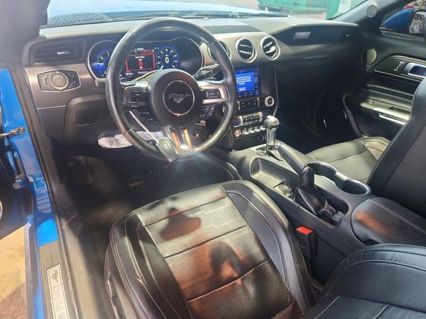 2019 FORD MUSTANG I4 Coupe