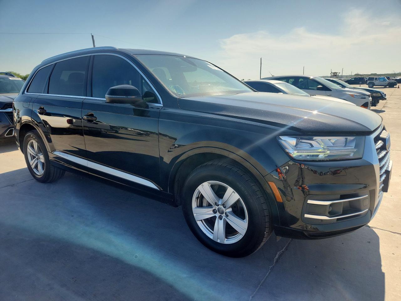 2018 AUDI Q7 quattro Premium Plus