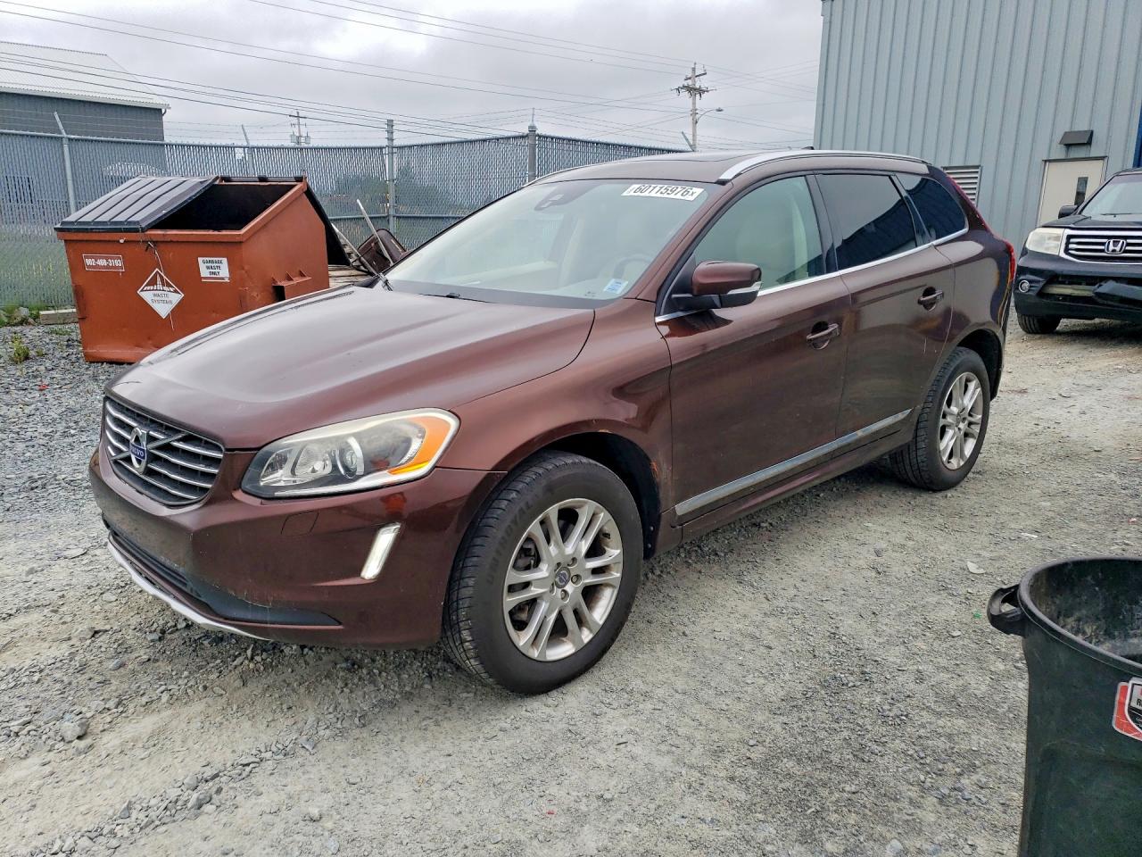 2015 VOLVO XC60 Premier+ (non R design)