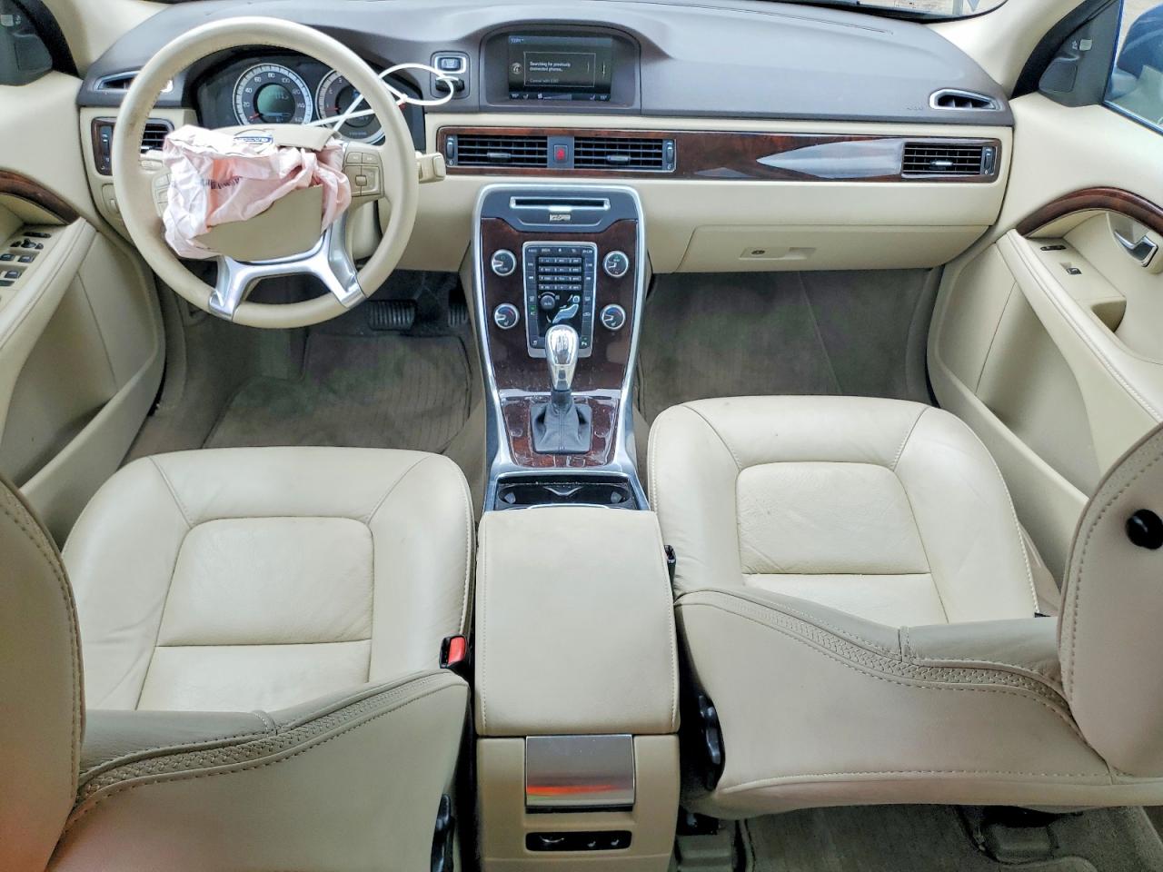 2013 VOLVO XC70