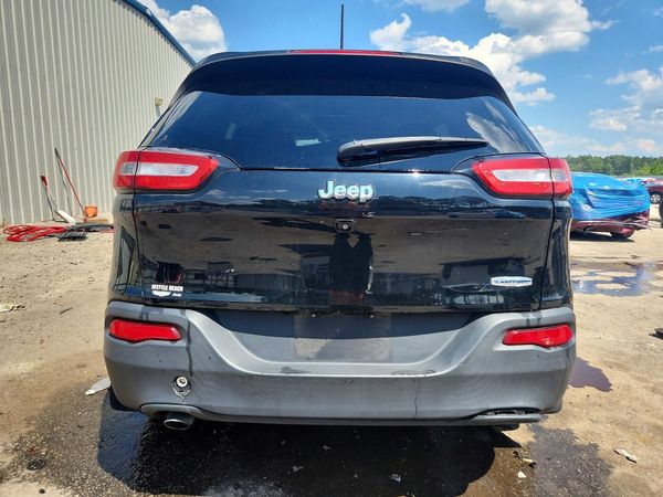 2018 JEEP CHEROKEE LATITUDE FWD