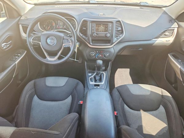 2018 JEEP CHEROKEE LATITUDE FWD