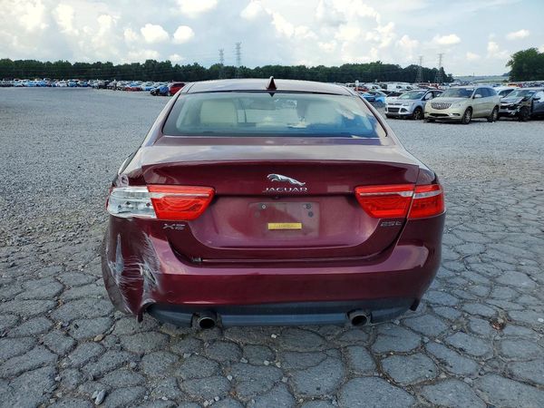 2017 JAGUAR XE
