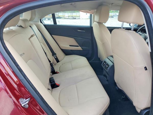 2017 JAGUAR XE