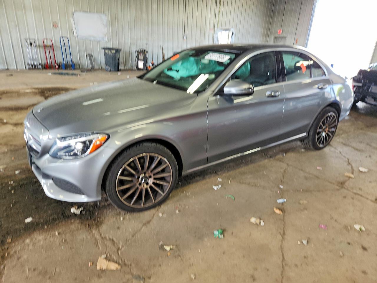 2016 MERCEDES-BENZ C C300