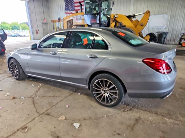 2016 MERCEDES-BENZ C C300
