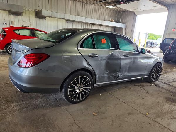 2016 MERCEDES-BENZ C C300