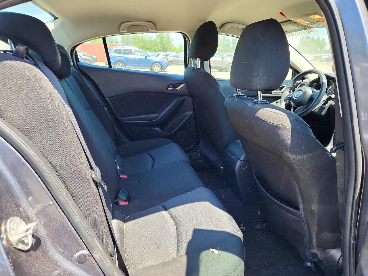 2015 MAZDA 3 Sport/GX
