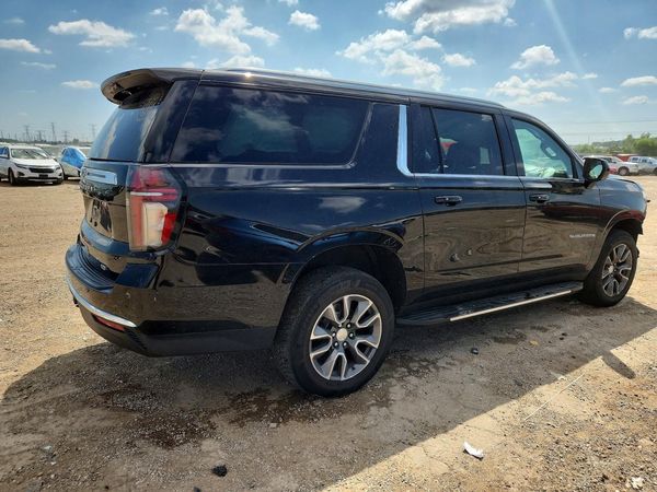2023 CHEVROLET SUBURBAN LT