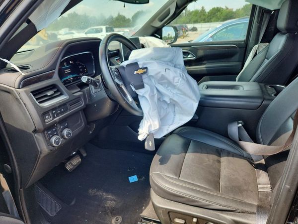 2023 CHEVROLET SUBURBAN LT