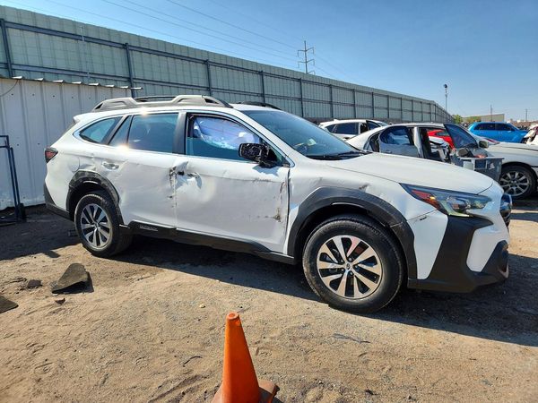 2023 SUBARU OUTBACK Base