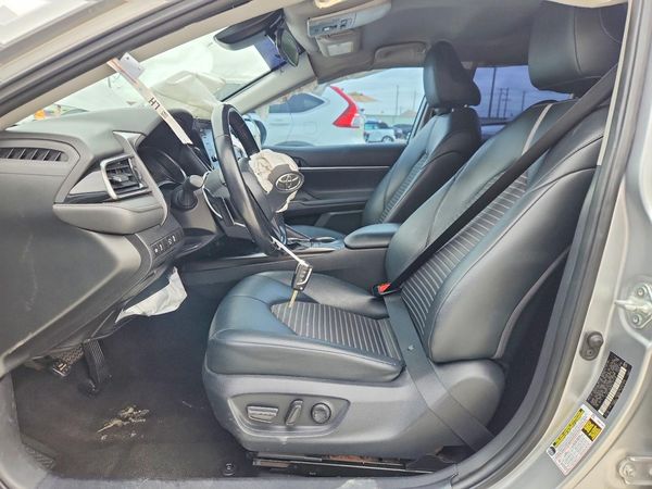 2023 TOYOTA CAMRY SE — DENT