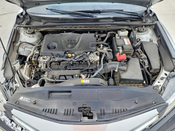 2023 TOYOTA CAMRY SE — Engine bay