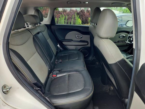 2016 KIA SOUL Exclaim