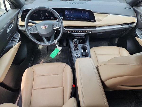 2024 CADILLAC XT4 Premium Luxury