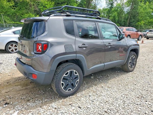 2017 JEEP RENEGADE TRAILHAWK 4X4