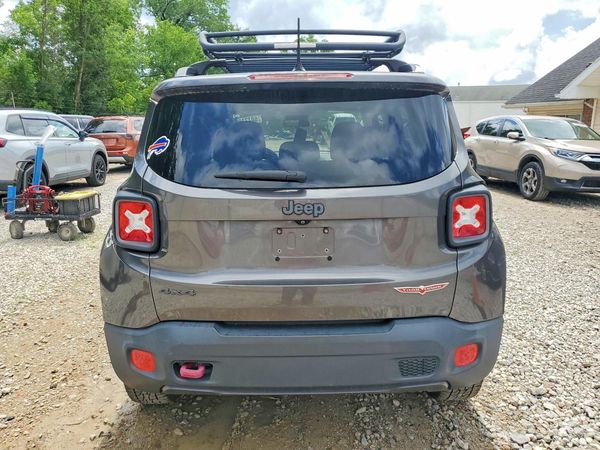 2017 JEEP RENEGADE TRAILHAWK 4X4