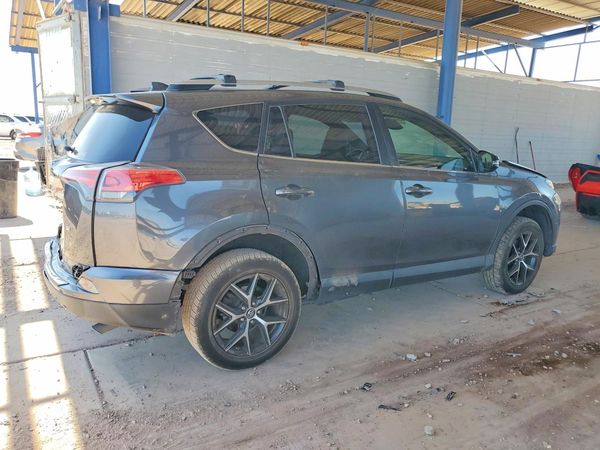 2017 TOYOTA RAV4 SE