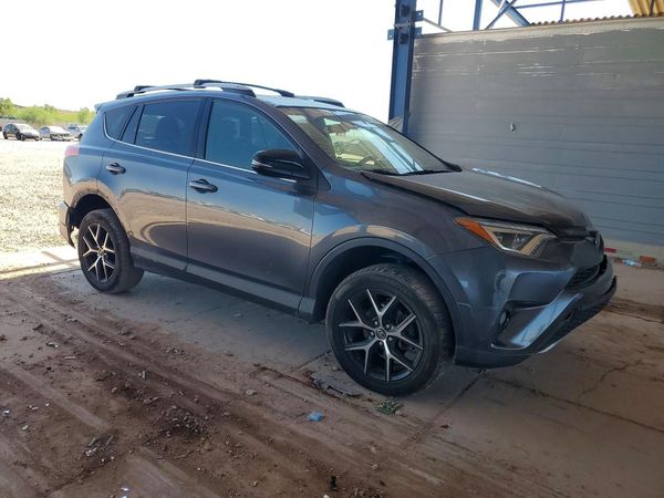 2017 TOYOTA RAV4 SE