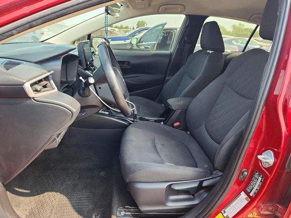 2022 TOYOTA COROLLA LE — DENT