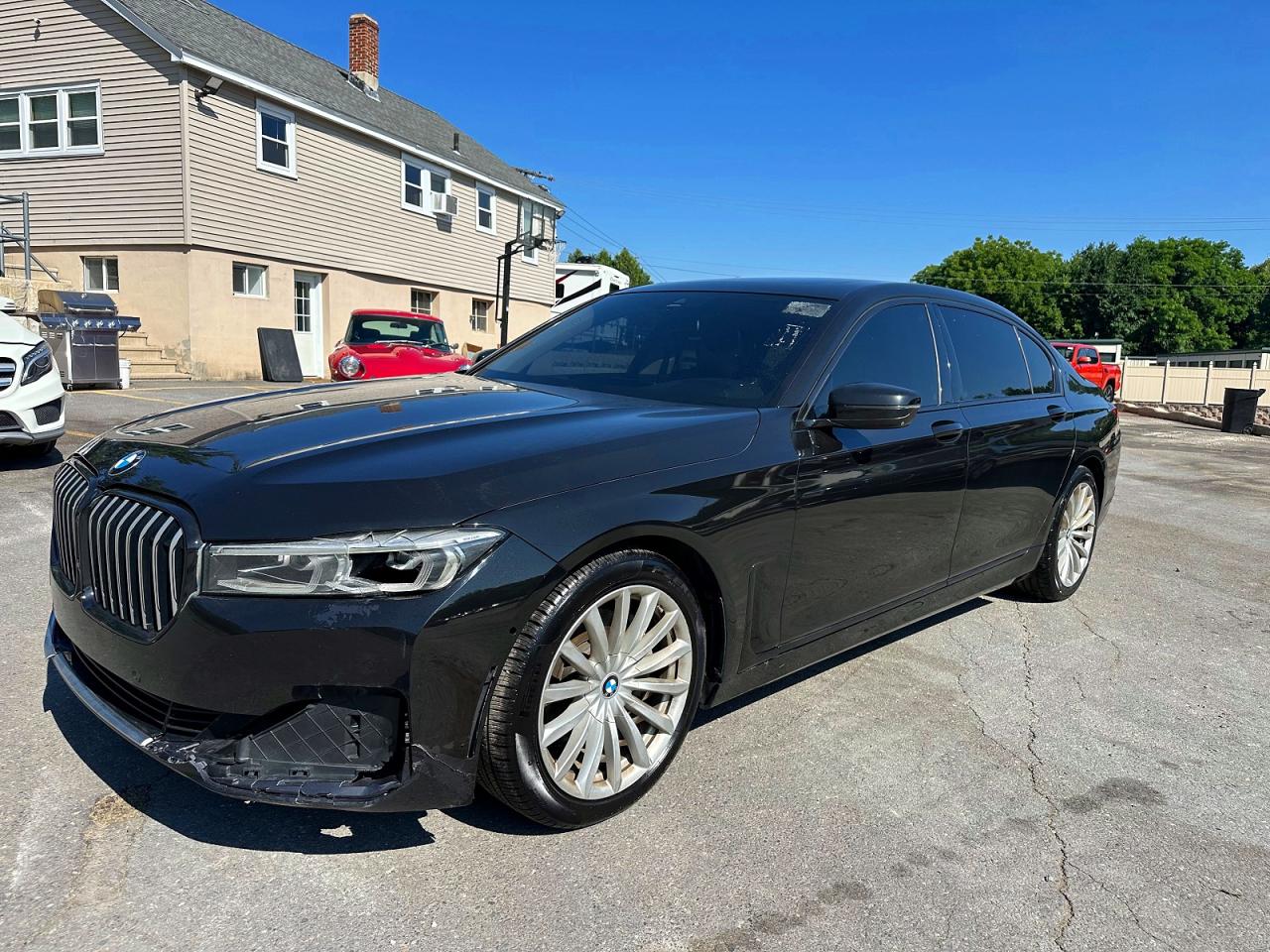 2022 BMW 740 xDrive