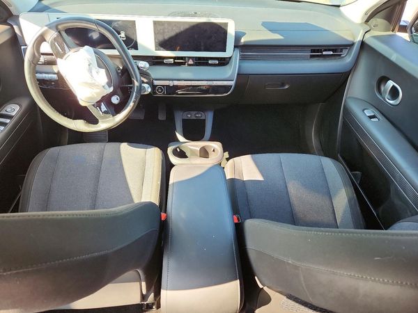 2024 HYUNDAI IONIQ SEL