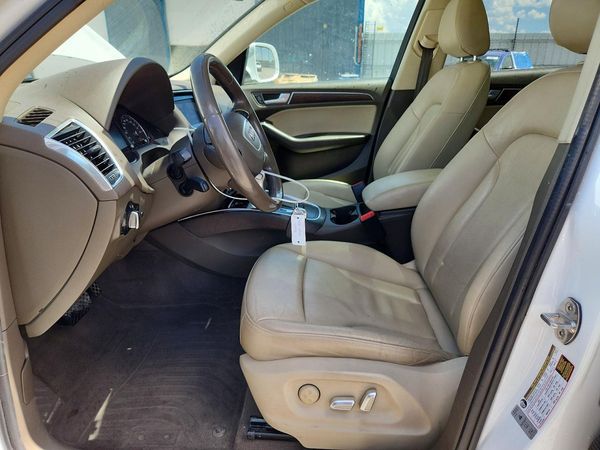 2017 AUDI Q5 quattro Premium