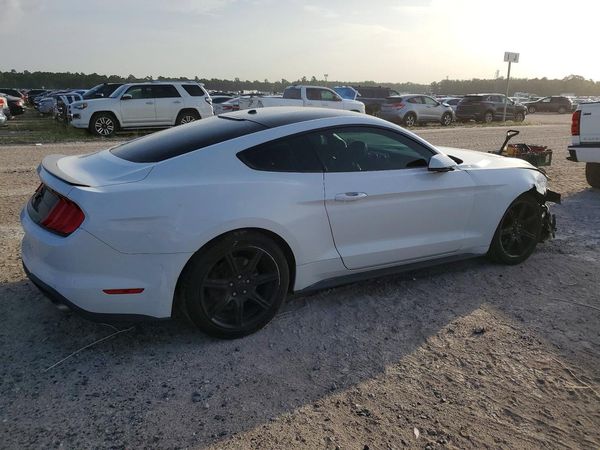 2018 FORD MUSTANG I4 Coupe