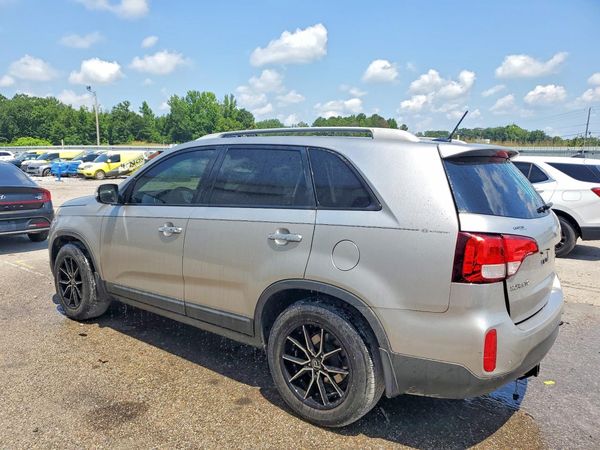2014 KIA SORENTO