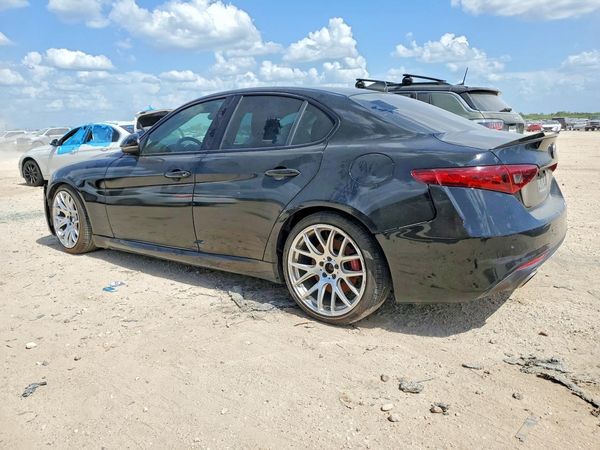 2019 ALFA ROMEO GIULIA TI RWD