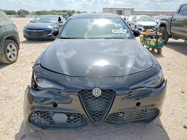 2019 ALFA ROMEO GIULIA TI RWD